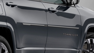 Frisos laterais prata Commander 