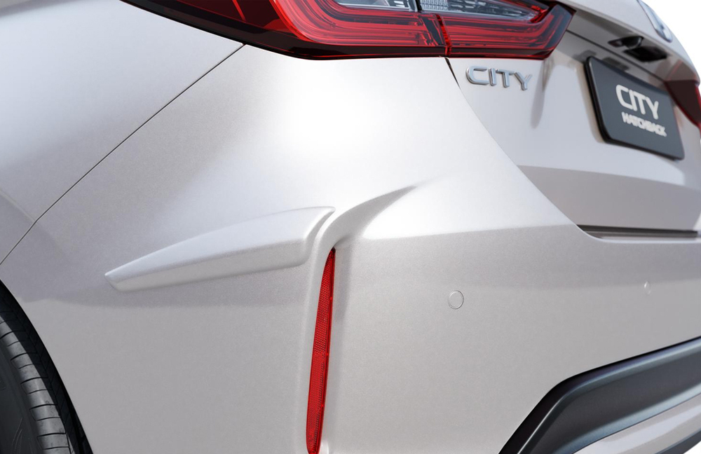 galeria PROTETOR LATERAL DE PARA-CHOQUE TRASEIRO - Branco topázio perolizado