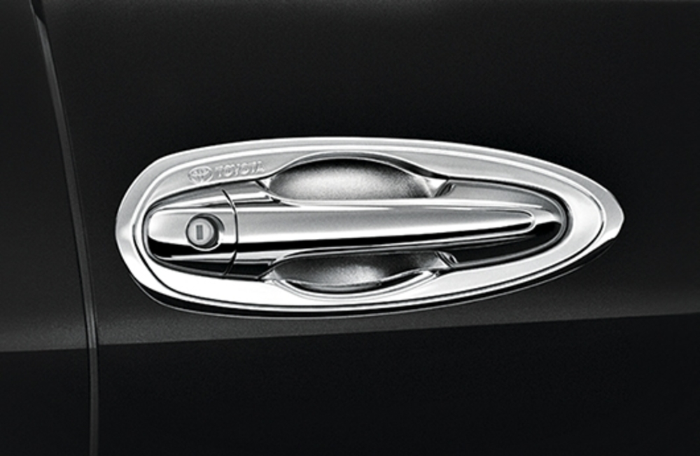 galeria Moldura cromada na maçaneta