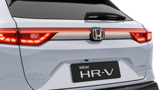 MOLDURA CROMADA DA TAMPA DE PORTA-MALAS