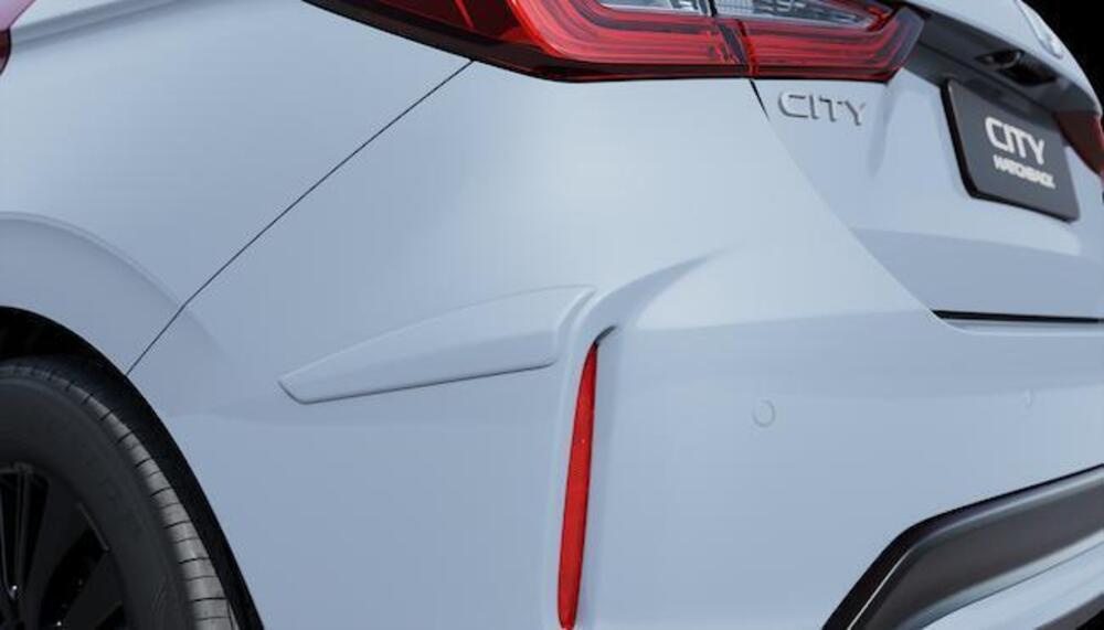 galeria PROTETOR LATERAL DE PARA-CHOQUE TRASEIRO Cinza grafeno perolizado