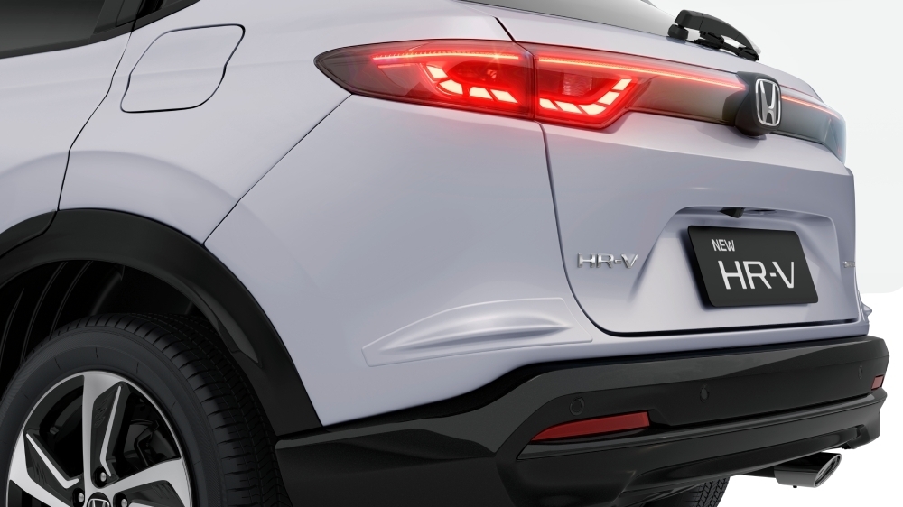 galeria PROTETOR LATERAL DE PARA-CHOQUE TRASEIRO - BRANCO TOPÁZIO PEROLIZADO