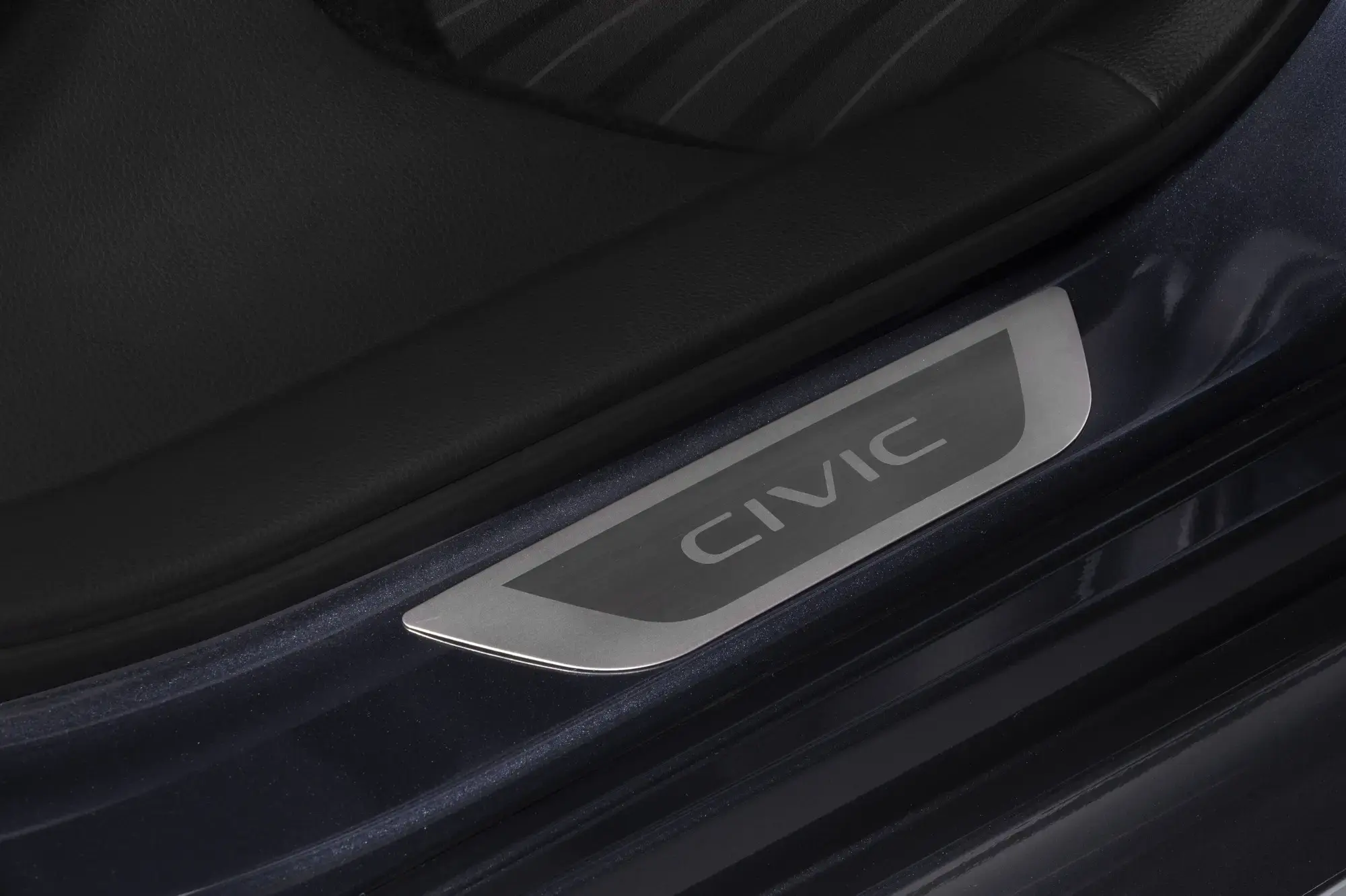 galeria PROTETOR DE SOLEIRA TRASEIRO