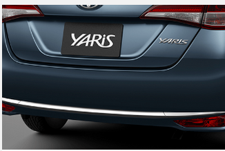 APLIQUE CROMADO PARA-CHOQUE TRASEIRO SEDAN YARIS