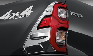 Moldura Cromada da Lanterna Traseira