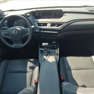 Lexus UX 250h 2.0 VVT-I HYBRID LUXURY CVT