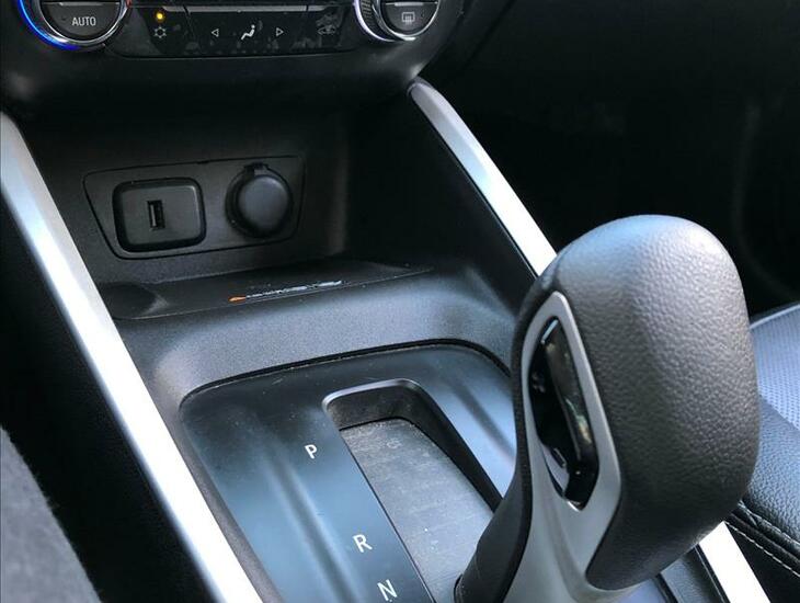 Avaliação: Novo Chevrolet Onix Premier 1.0 Turbo 2020 