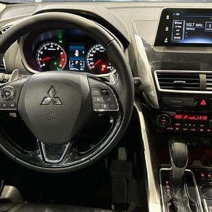 Mitsubishi ECLIPSE CROSS 1.5 MIVEC TURBO GASOLINA HPE-S CVT