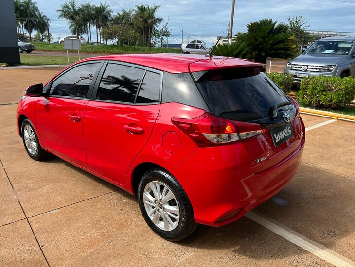 galeria YARIS