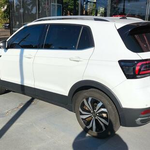 Volkswagen T-CROSS 1.4 250 TSI TOTAL FLEX HIGHLINE AUTOMÁTICO