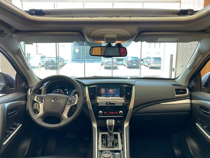 galeria PAJERO SPORT