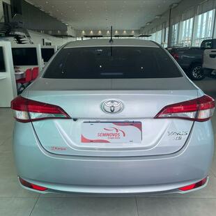 Toyota YARIS 1.5 16V FLEX SEDAN XS MULTIDRIVE