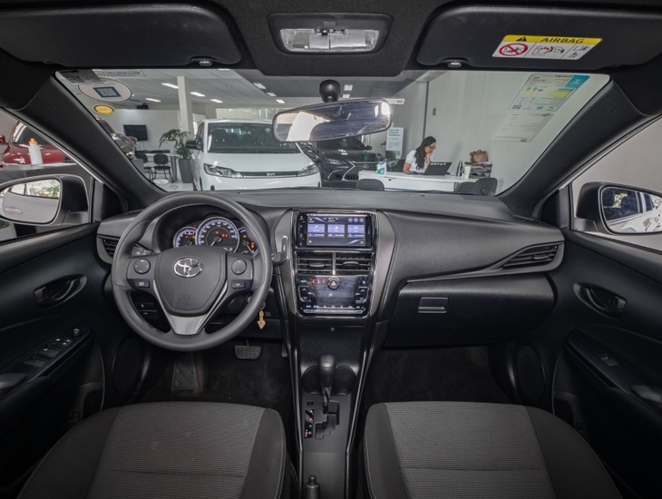galeria YARIS
