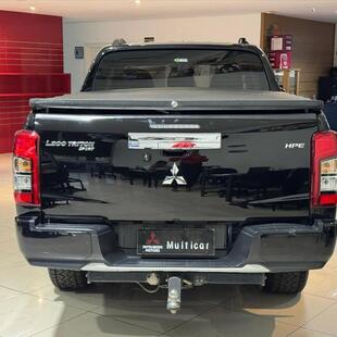Mitsubishi L200 TRITON 2.4 16V TURBO DIESEL SPORT HPE CD 4P 4X4 AUTOMÁTICO