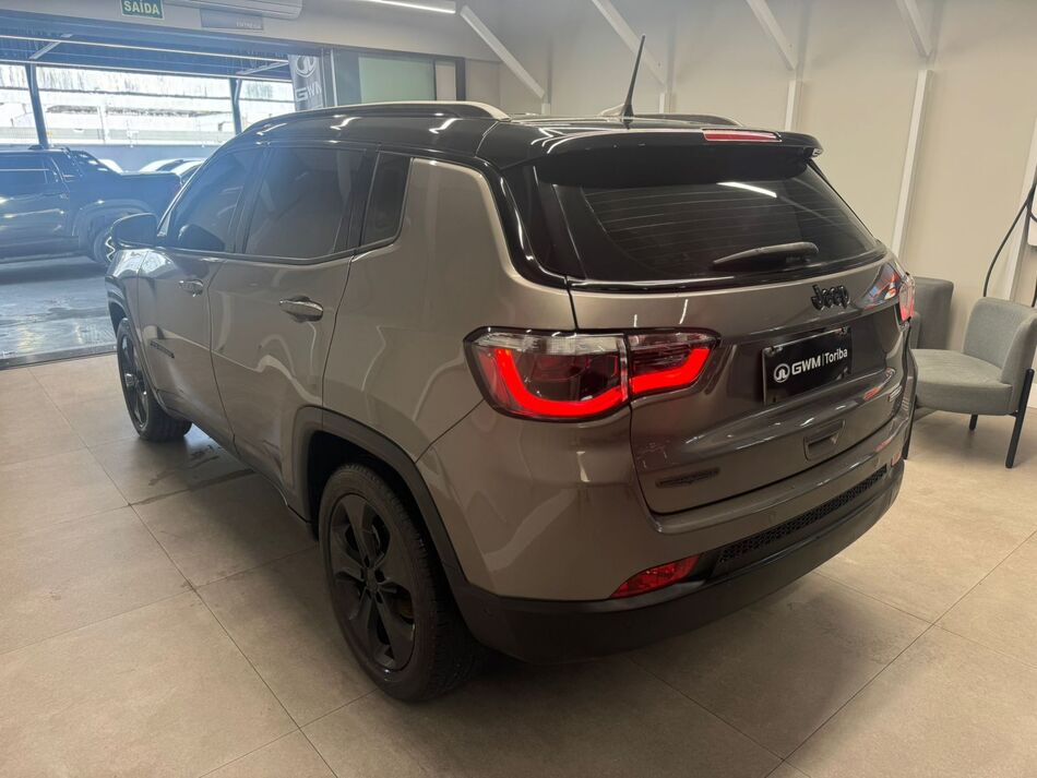 Jeep Compass 6