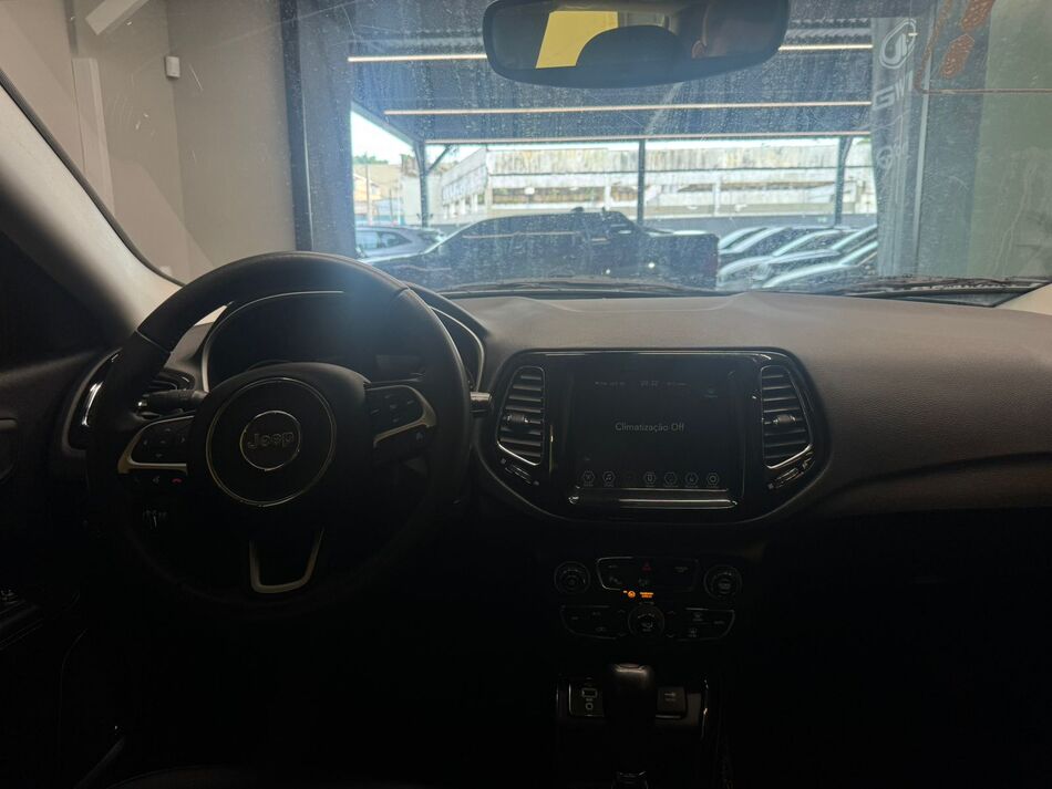 Jeep Compass 9