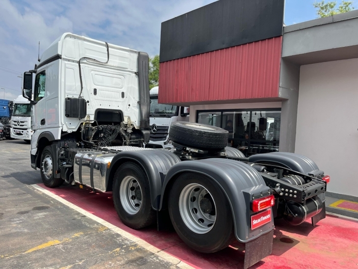 galeria Actros 2548