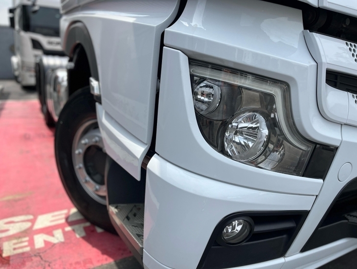 galeria Actros 2548
