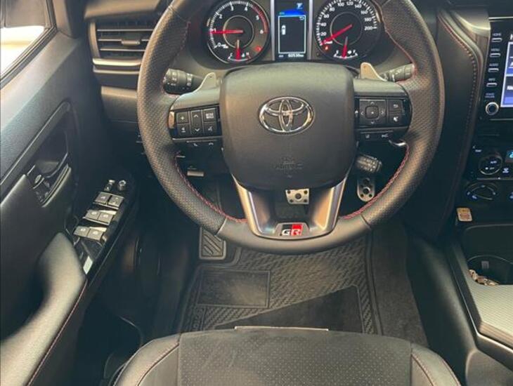 galeria HILUX SW4