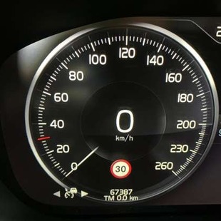Volvo XC60 2.0 T8 HYBRID R-DESIGN AWD GEARTRONIC