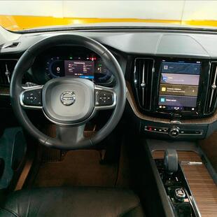 Volvo XC60 2.0 T8 RECHARGE PLUS AWD GEARTRONIC