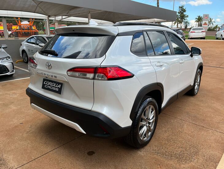 galeria COROLLA CROSS