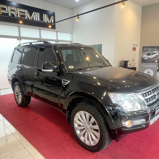 Mitsubishi PAJERO FULL HPE 3.2TDi 16v 4X4 AUT. FULL HPE 3.2TDi 16v 4X4 AUT.