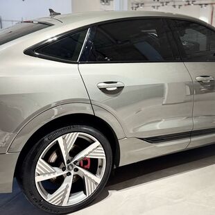 Audi Q8 e-tron Sportback Performance Black
