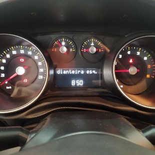 Fiat PUNTO 1.6 ESSENCE 16V FLEX 4P MANUAL