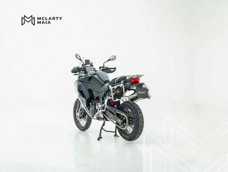 galeria F 900
