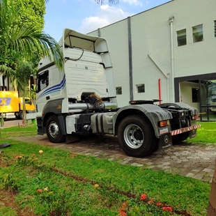 Mercedes Benz Axor 2041 AXOR 2041 LS 4X2