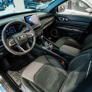 Jeep Compass Blackhawk