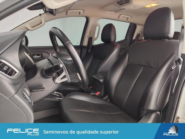 galeria L200 TRITON