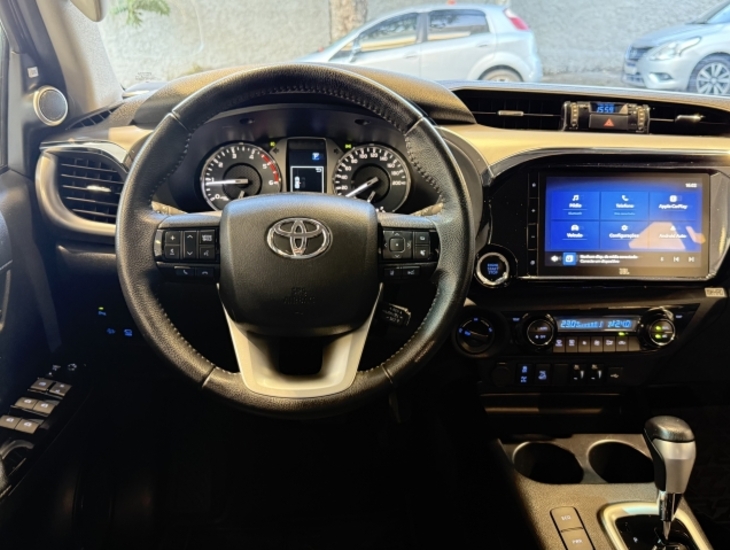 galeria HILUX