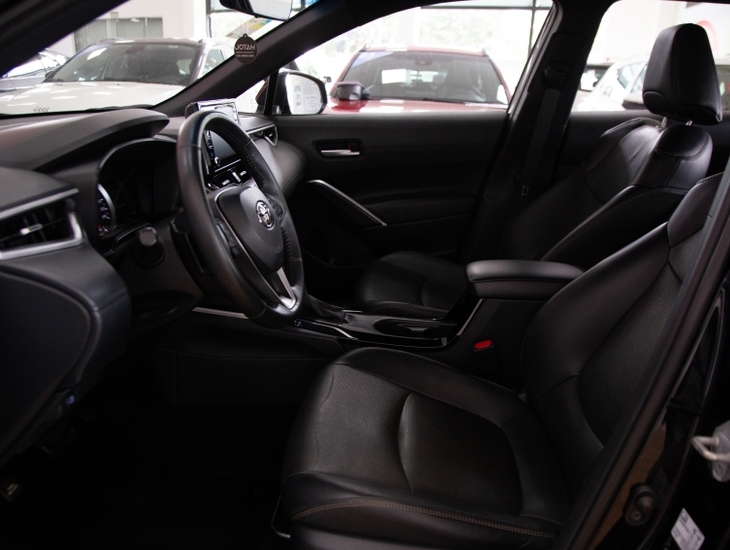 galeria COROLLA CROSS