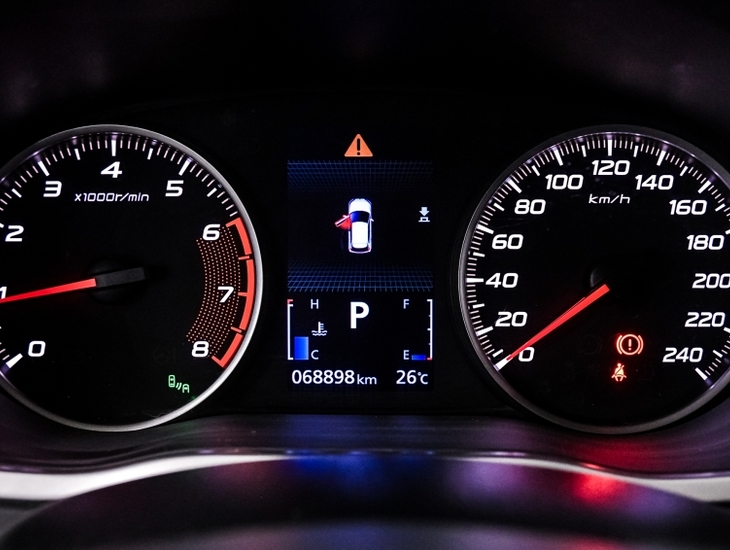 galeria ECLIPSE CROSS