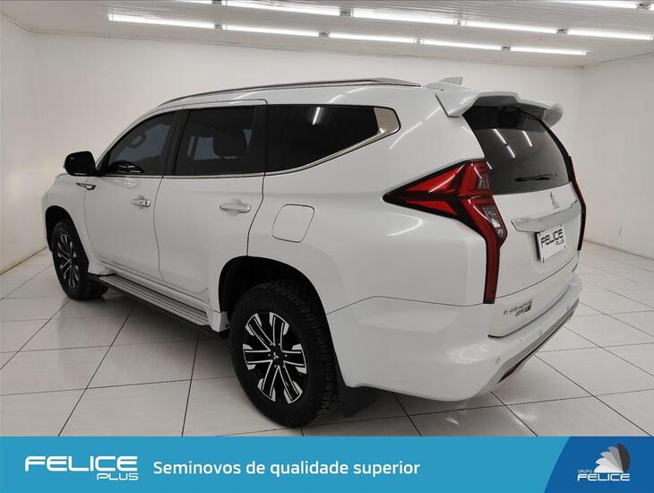 galeria PAJERO SPORT