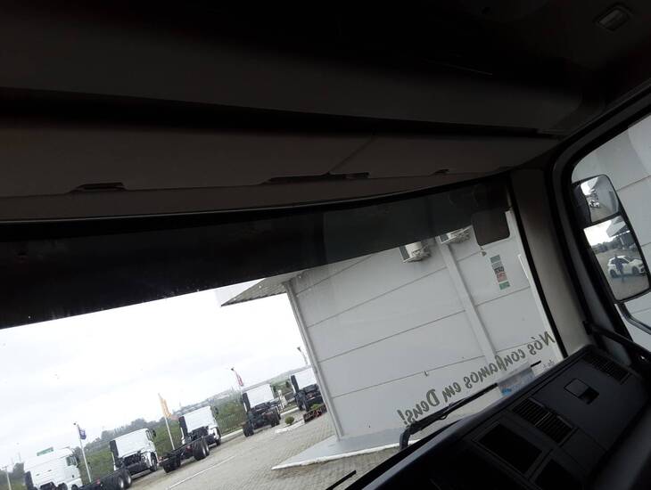 galeria VW/33.460 CTM 6X4