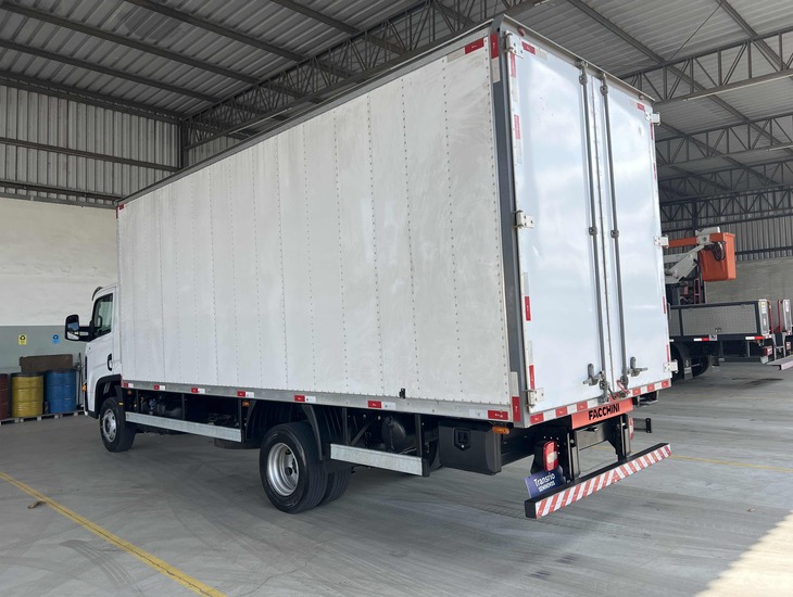 galeria 11-180 DELIVERY 2P (DIESEL)(E5)