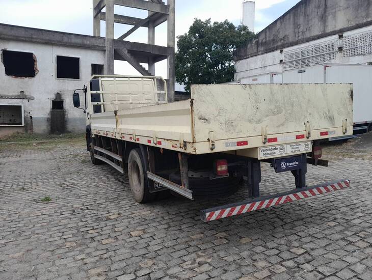 galeria VOLKSWAGEN/15.190 CRM 4X2