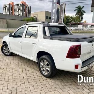 Renault DUSTER OROCH 2.0 16V FLEX DYNAMIQUE 4P AUTOMÁTICO