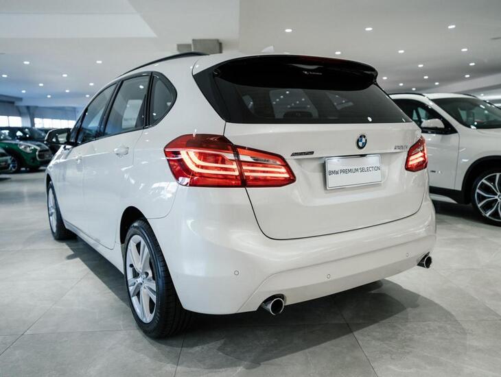galeria 220i Active Tourer