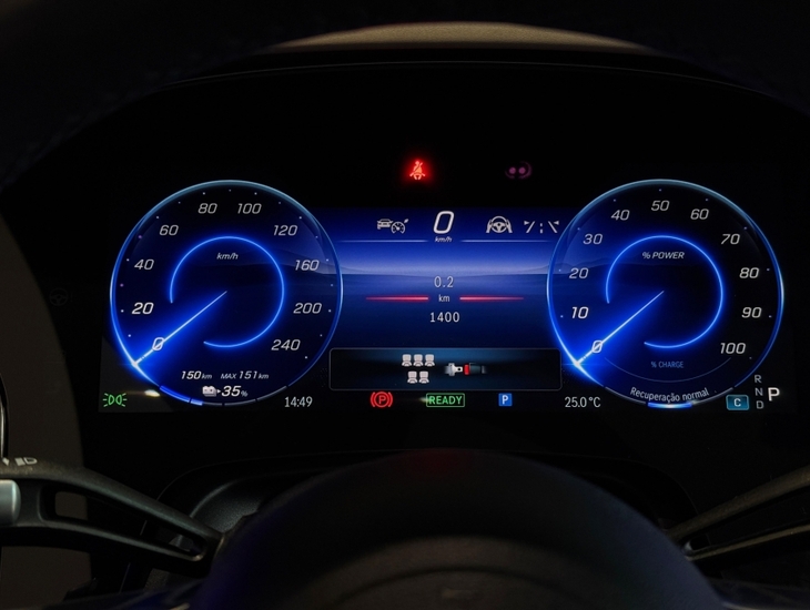 galeria EQS 450+ SUV