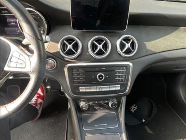 galeria GLA 250