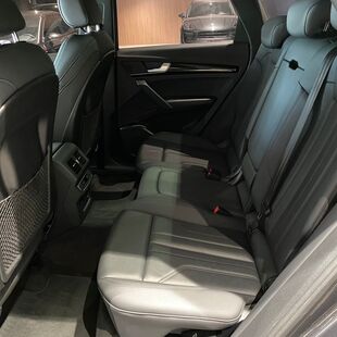 Audi Q5 S-line Black 2.0 TFSI quattro S tronic (Aut)