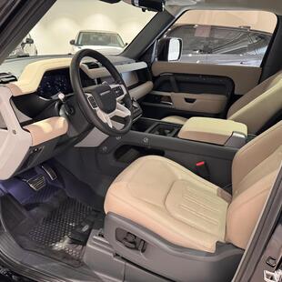 Land Rover Defender SE 90 2.0 (Aut)