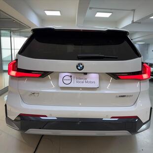 Bmw X1 2.0 16V TURBO GASOLINA SDRIVE20I X-LINE STEPTRONIC