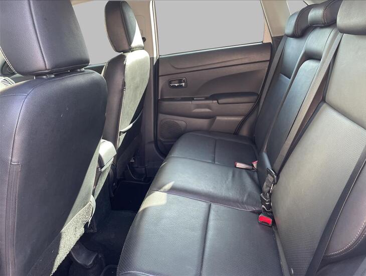 galeria OUTLANDER SPORT