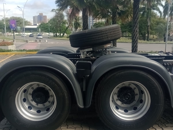 galeria Actros 2548