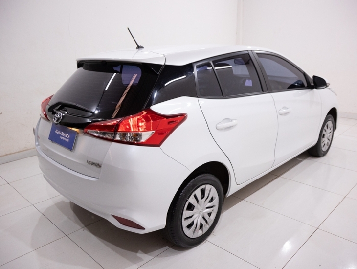 galeria YARIS